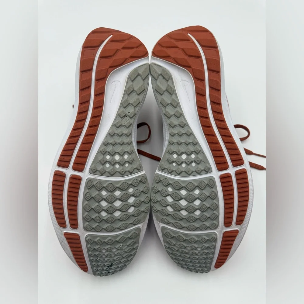 Nike Zoom Pegasus 39 Texas Longhorns Sneakers, Desert Orange/White, Sz Men’s 9.5